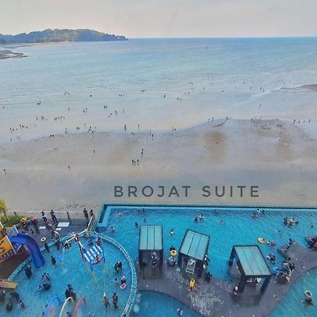 Brojat Suite Family Sea View @ Imperium Residence Kuantan Exterior foto