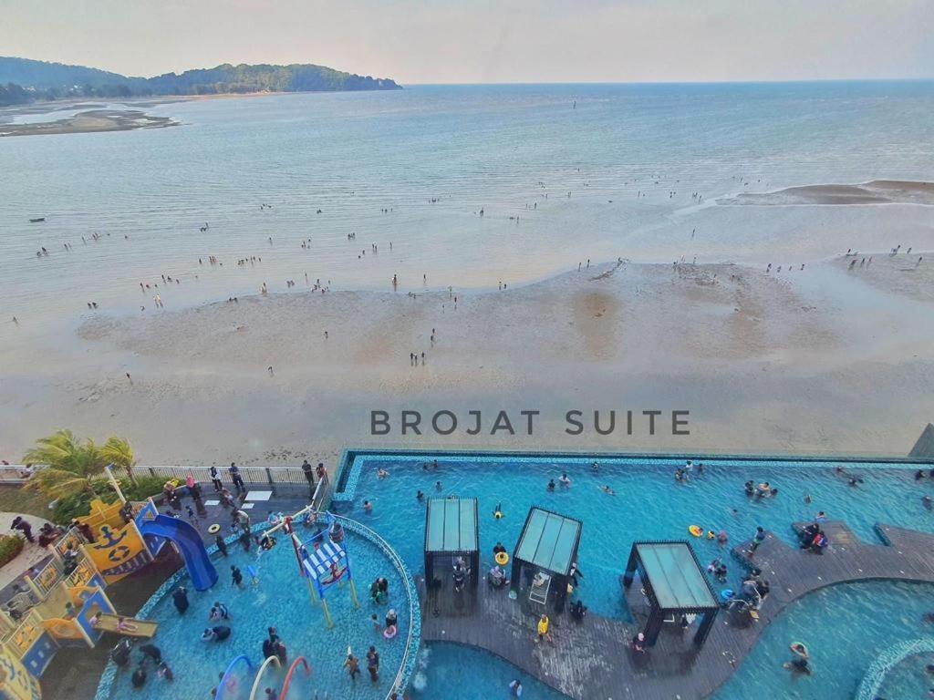 Brojat Suite Family Sea View @ Imperium Residence Kuantan Exterior foto